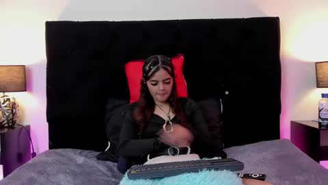 Snapshot of queen_misy chatting on April 26, 2026, 8:39 pm queen_misy online show from April 26, 2026, 8:39 pm
