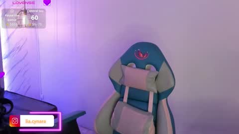 Snapshot of queen_perla_ chatting on September 9, 2025, 11:10 am online show from September 9, 2025, 11:10 am