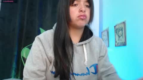 queen_salomme online show from October 13, 2025, 11:43 am