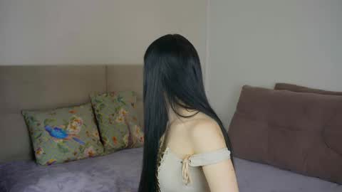 Snapshot of queenaliss chatting on April 3, 2026, 9:18 am Your world and the universe Aliss online show from April 3, 2026, 9:18 am