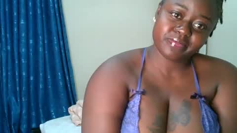 Snapshot of queenboobs254 chatting on June 17, 2026, 8:28 am queenboobs254 online show from June 17, 2026, 8:28 am