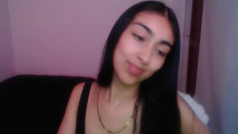 Snapshot of queenbyte_18 chatting on January 6, 2026, 12:25 am queenbyte_18 online show from January 6, 2026, 12:25 am
