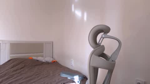 Snapshot of queendegasperis chatting on March 20, 2026, 5:12 am Alice online show from March 20, 2026, 5:12 am