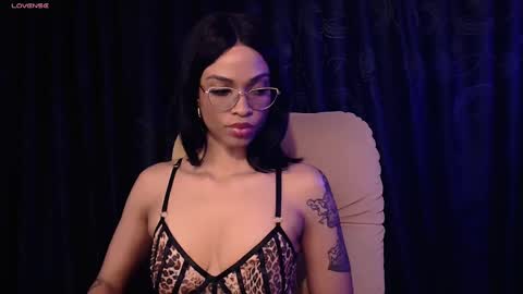 Snapshot of queendom_ing chatting on February 27, 2025, 9:00 am Sweet Goddess online show from February 27, 2025, 9:00 am