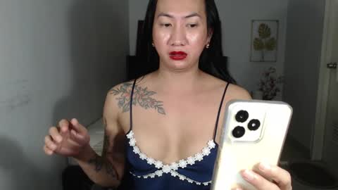 QUEEN online show from December 29, 2024, 11:40 am