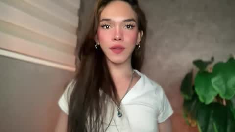 Snapshot of queenn_xxx chatting on January 12, 2026, 9:53 pm QUEEN online show from January 12, 2026, 9:53 pm