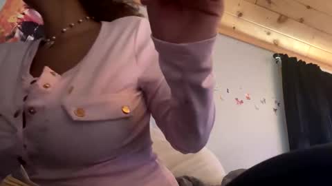 Snapshot of queennefertiti666 chatting on February 16, 2026, 3:41 pm queennefertiti666 online show from February 16, 2026, 3:41 pm