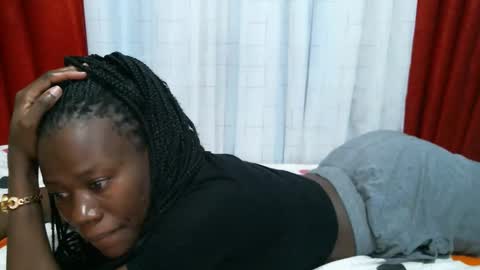 Snapshot of queenninaa chatting on January 18, 2026, 8:18 am queenninaa online show from January 18, 2026, 8:18 am