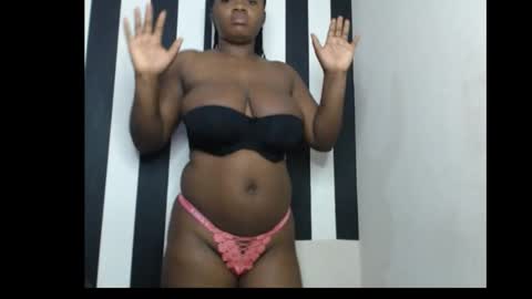 Zoey online show from November 21, 2025, 8:46 am