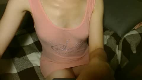 Snapshot of queenoftenderness chatting on November 10, 2025, 7:46 pm queenoftenderness online show from November 10, 2025, 7:46 pm