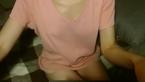 Snapshot of queenoftenderness chatting on December 1, 2025, 5:18 pm queenoftenderness online show from December 1, 2025, 5:18 pm