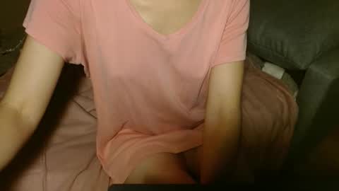 Snapshot of queenoftenderness chatting on December 16, 2025, 8:58 pm queenoftenderness online show from December 16, 2025, 8:58 pm