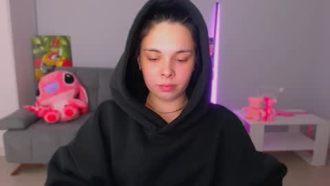 Patricia online show from October 13, 2025, 3:23 pm