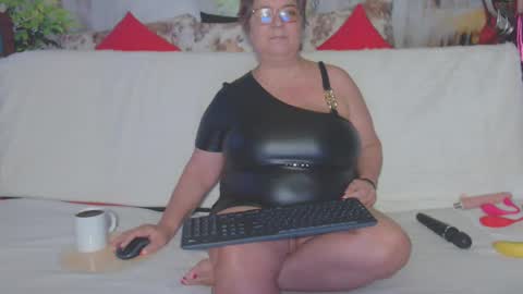 QueenPammy online show from January 12, 2025, 5:56 am