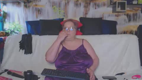QueenPammy online show from April 11, 2026, 7:56 am