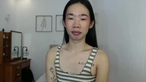 Snapshot of queenpaulaxx chatting on March 8, 2025, 6:43 am Paula watson online show from March 8, 2025, 6:43 am