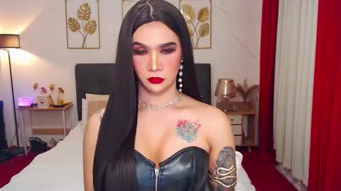 Snapshot of queenpinayhorsecock chatting on November 22, 2025, 3:00 pm lexie online show from November 22, 2025, 3:00 pm