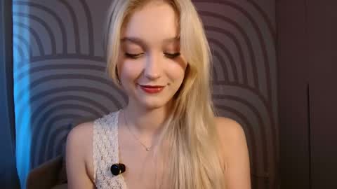 Serena XoXo online show from June 6, 2026, 11:26 am
