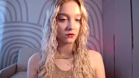 Serena XoXo online show from June 26, 2026, 9:14 am