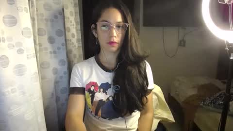 Snapshot of queenvictoria2023 chatting on January 18, 2025, 7:28 am Paola online show from January 18, 2025, 7:28 am