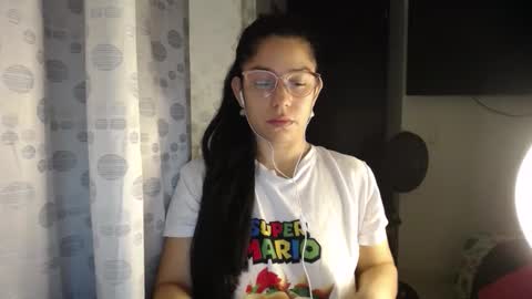 Paola online show from May 20, 2026, 3:24 am