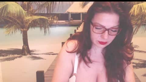 Snapshot of queenxnatasha chatting on April 17, 2026, 9:07 pm queenxnatasha online show from April 17, 2026, 9:07 pm