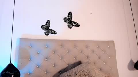 quetzal_coatl_ online show from November 10, 2025, 8:41 pm