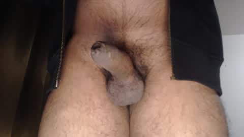 oilypanda online show from February 4, 2026, 10:04 pm