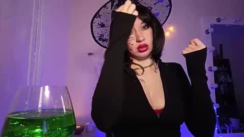 Snapshot of quiet_smile chatting on October 26, 2025, 1:50 pm quiet_smile online show from October 26, 2025, 1:50 pm