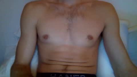 quiii1103 online show from December 19, 2025, 2:40 am