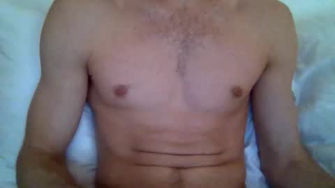 Snapshot of quiii1103 chatting on March 16, 2026, 7:40 pm quiii1103 online show from March 16, 2026, 7:40 pm