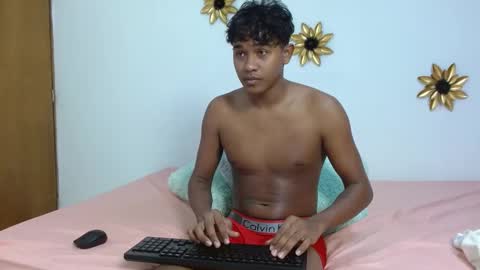 Snapshot of quike_2025 chatting on January 23, 2025, 11:47 pm quike_2025 online show from January 23, 2025, 11:47 pm