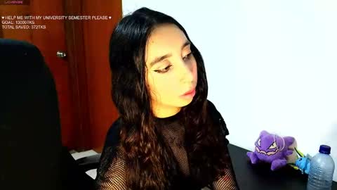 Angel  online show from November 3, 2025, 5:42 am