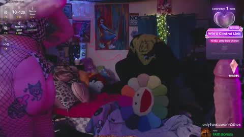 Snapshot of r2dho3 chatting on March 1, 2026, 11:18 pm Amy Wild online show from March 1, 2026, 11:18 pm