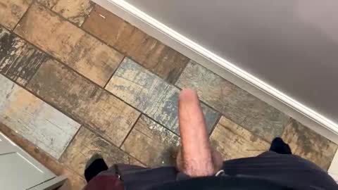 r_andolph online show from February 10, 2026, 2:32 pm