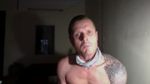 rabbit_eyes69 online show from December 9, 2024, 10:11 am