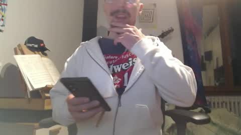 Snapshot of raccon68 chatting on March 22, 2026, 8:45 pm Raccoon68 online show from March 22, 2026, 8:45 pm