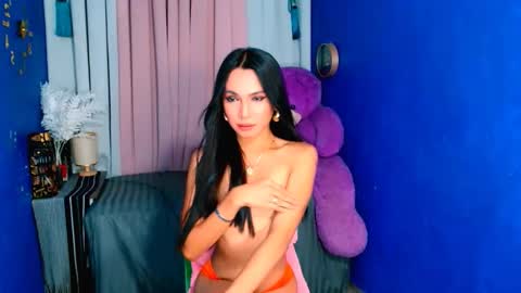 Snapshot of rachel_cummer chatting on January 31, 2025, 4:48 pm Rachel cummer online show from January 31, 2025, 4:48 pm