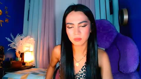 Snapshot of rachel_cummer chatting on February 13, 2025, 7:10 pm Rachel cummer online show from February 13, 2025, 7:10 pm