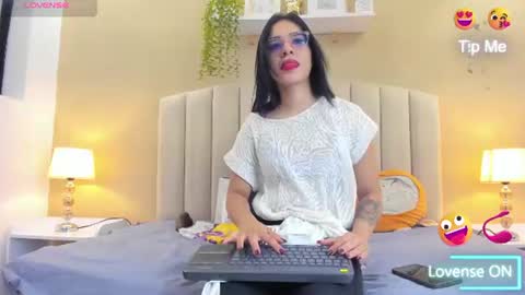 Rachel Donnelly online show from July 28, 2026, 2:18 am