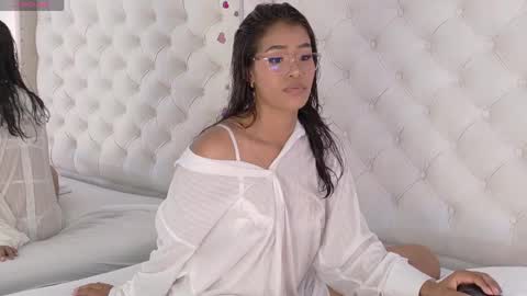 Snapshot of rachel_jamesx chatting on May 10, 2026, 4:50 am rachel_jamesx online show from May 10, 2026, 4:50 am