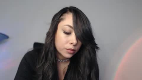    online show from October 11, 2025, 7:23 pm