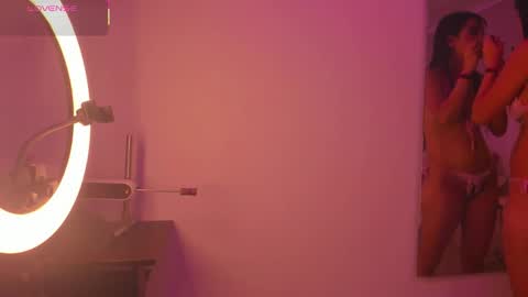 Snapshot of rachel_ross07 chatting on December 17, 2025, 7:20 pm Mariana online show from December 17, 2025, 7:20 pm