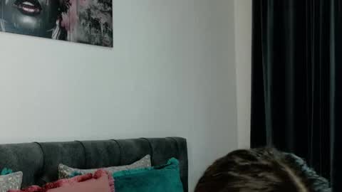 rachelbells0000 online show from May 13, 2026, 10:34 am