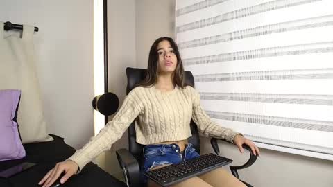 Rachell online show from February 16, 2025, 3:47 am