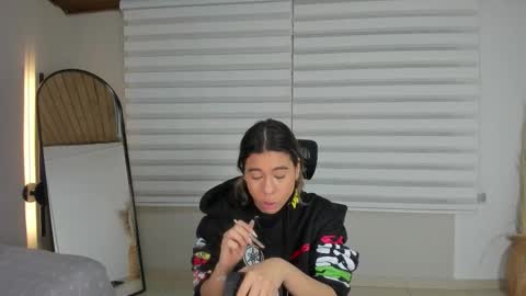 Rachell online show from November 30, 2025, 4:16 am