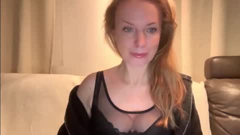 Snapshot of rachelldelicious chatting on January 22, 2025, 9:10 pm Rachel online show from January 22, 2025, 9:10 pm