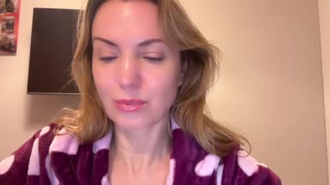 Snapshot of rachelldelicious chatting on February 14, 2025, 6:23 am Rachel online show from February 14, 2025, 6:23 am