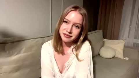 Alice online show from November 22, 2025, 3:11 pm