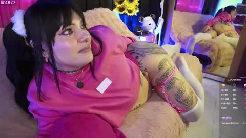 rachellk online show from September 21, 2025, 10:39 am